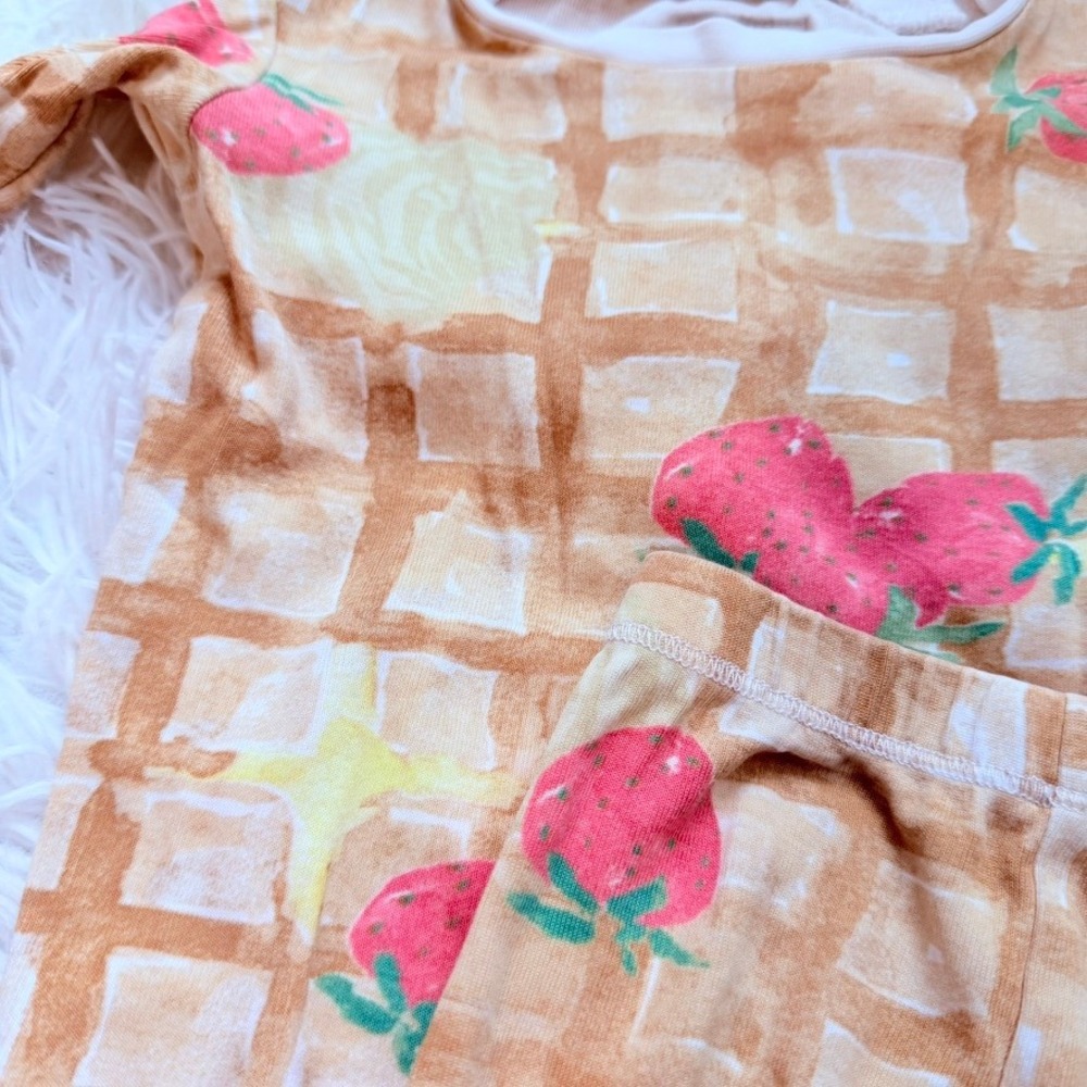 Burt's Bees Baby 18M Pajama Set Waffle Strawberry Print Organic Cotton PJ Set - Picture 3 of 9